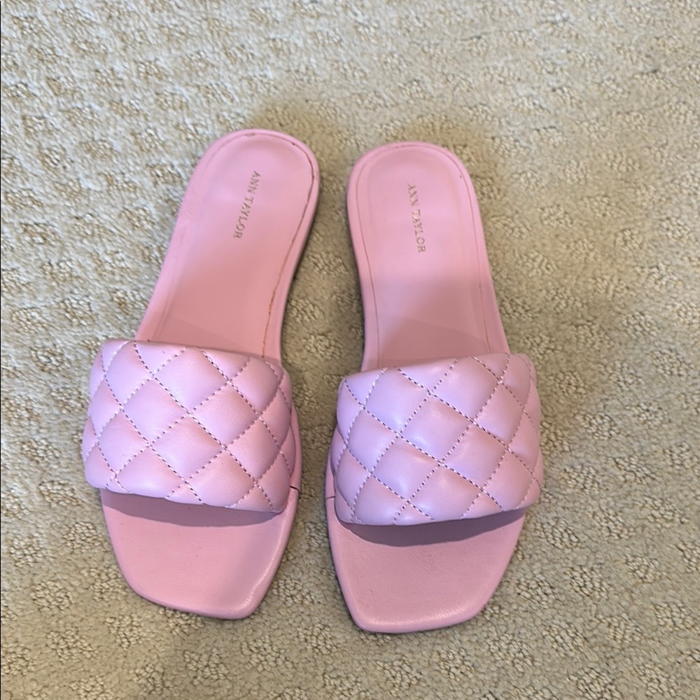 Ann Taylor Pink Quilted Slide Sandals